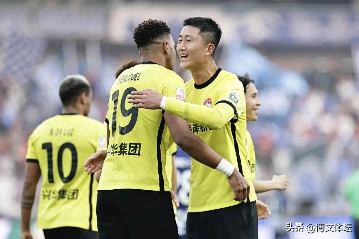 关于豪情万丈！球队士气高昂，誓取佳绩的信息